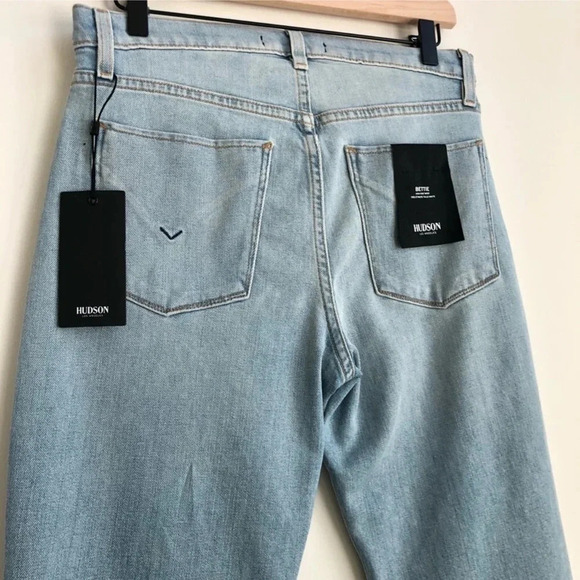 New Hudson Bettie High Rise Taper Jean light Indigo airborne size 28 denim - Picture 4 of 11